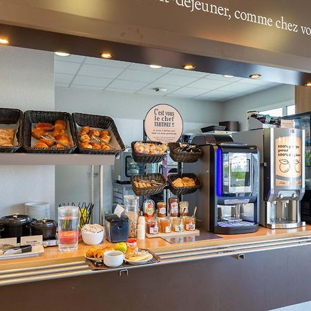 B&B Hotel Lyon Eurexpo Шасю Екстериор снимка