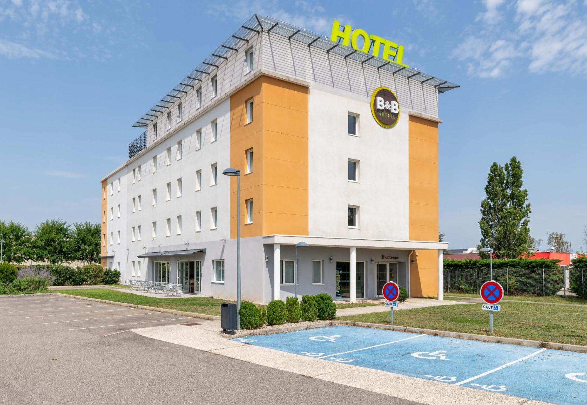 B&B Hotel Lyon Eurexpo Шасю Екстериор снимка